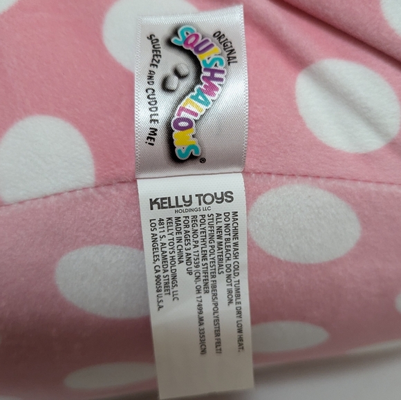 Jumbo Tsum Tsum Minnie Mouse Squishmallow - Picture 4 of 4